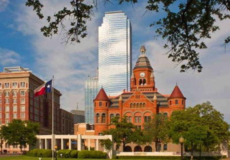 Courtyard By Marriott Dallas-Fort Worth/Бедфорд Экстерьер фото